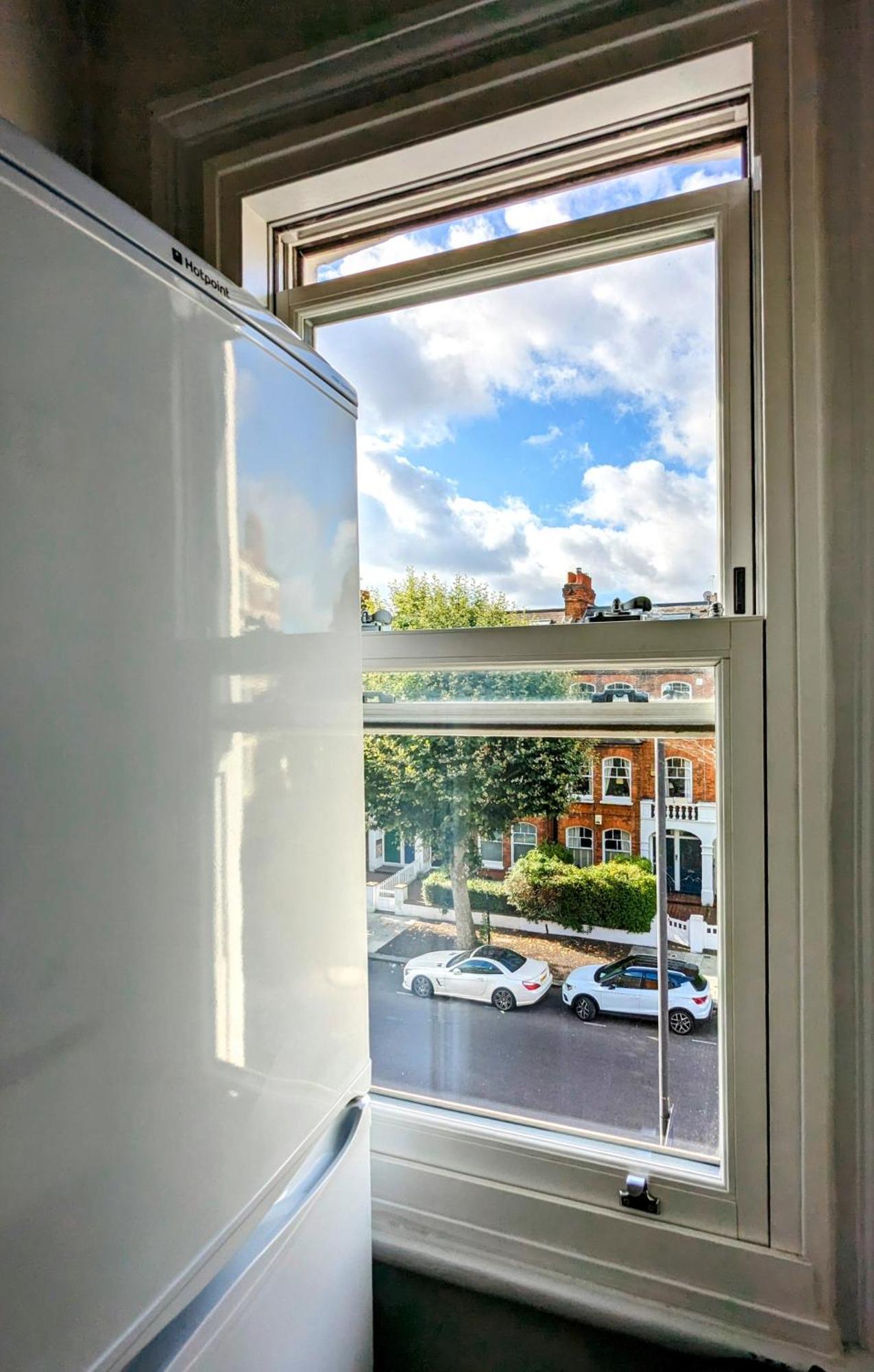 Charming Bright 2-Bed Heritage Flat, Battersea Park, London Exterior photo