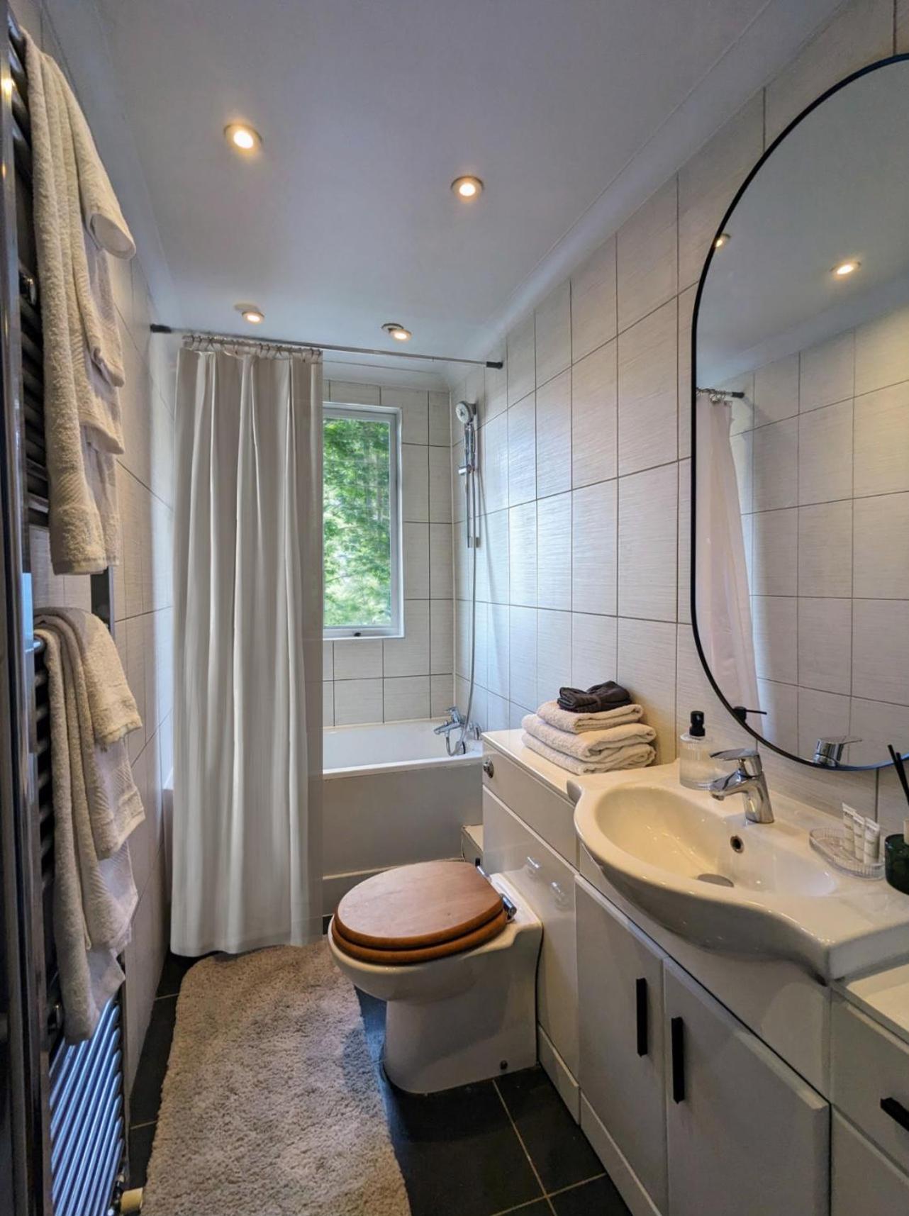 Charming Bright 2-Bed Heritage Flat, Battersea Park, London Exterior photo